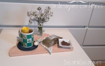 Un desayuno con flores.