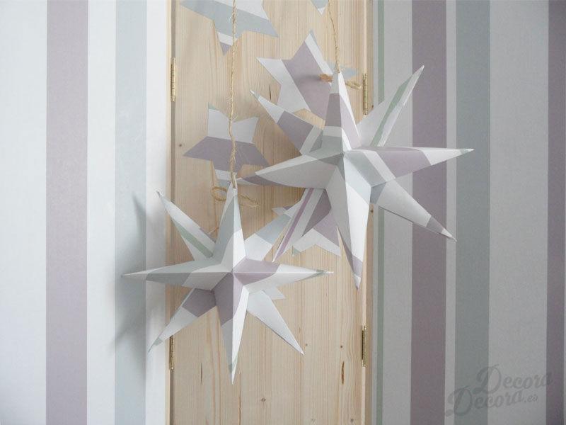 Estrellas hechas con papel de pared